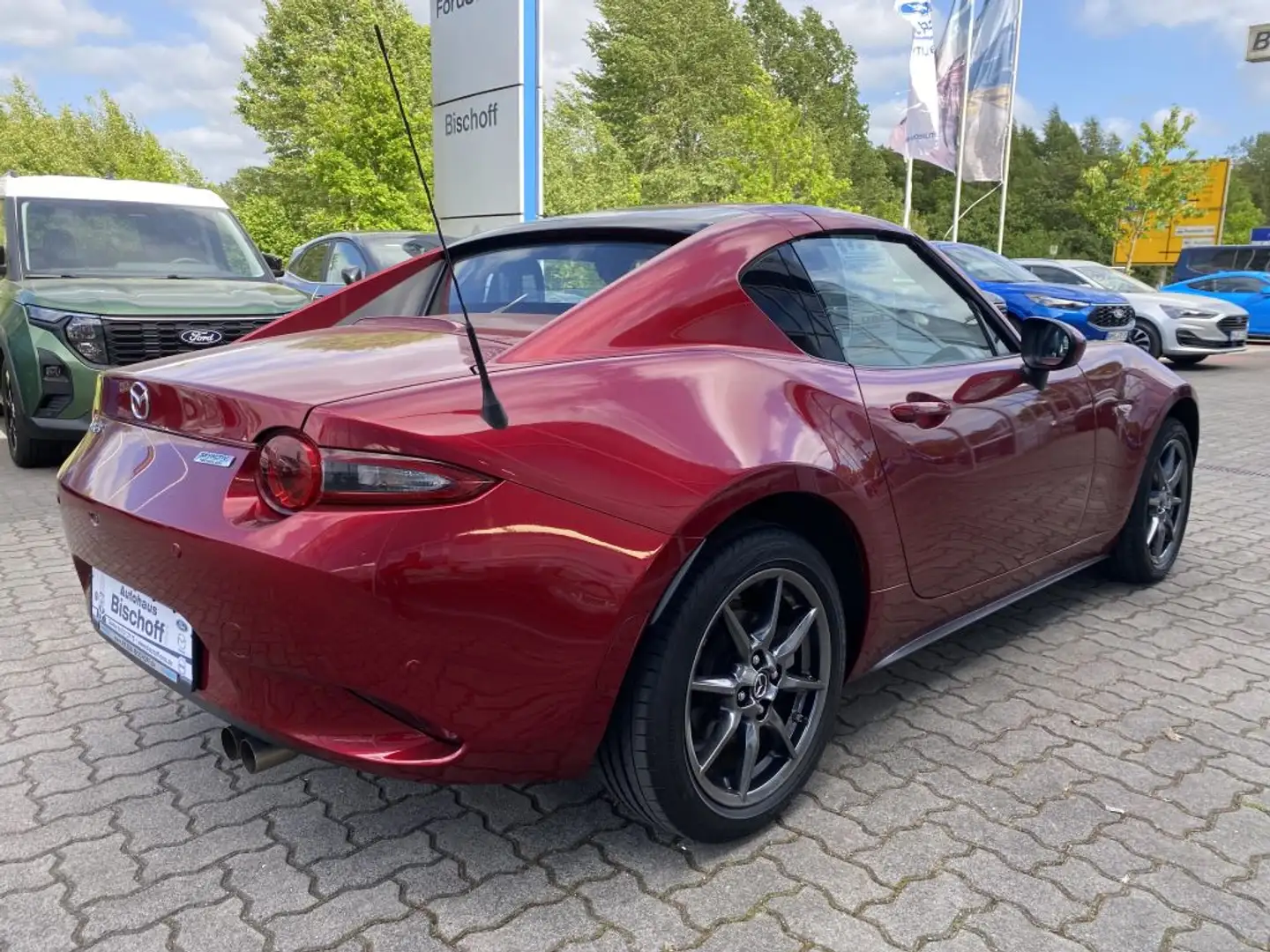 Vehicle image, number 4