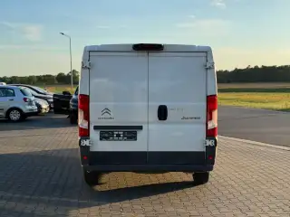 Vehicle image thumbnail, number 6