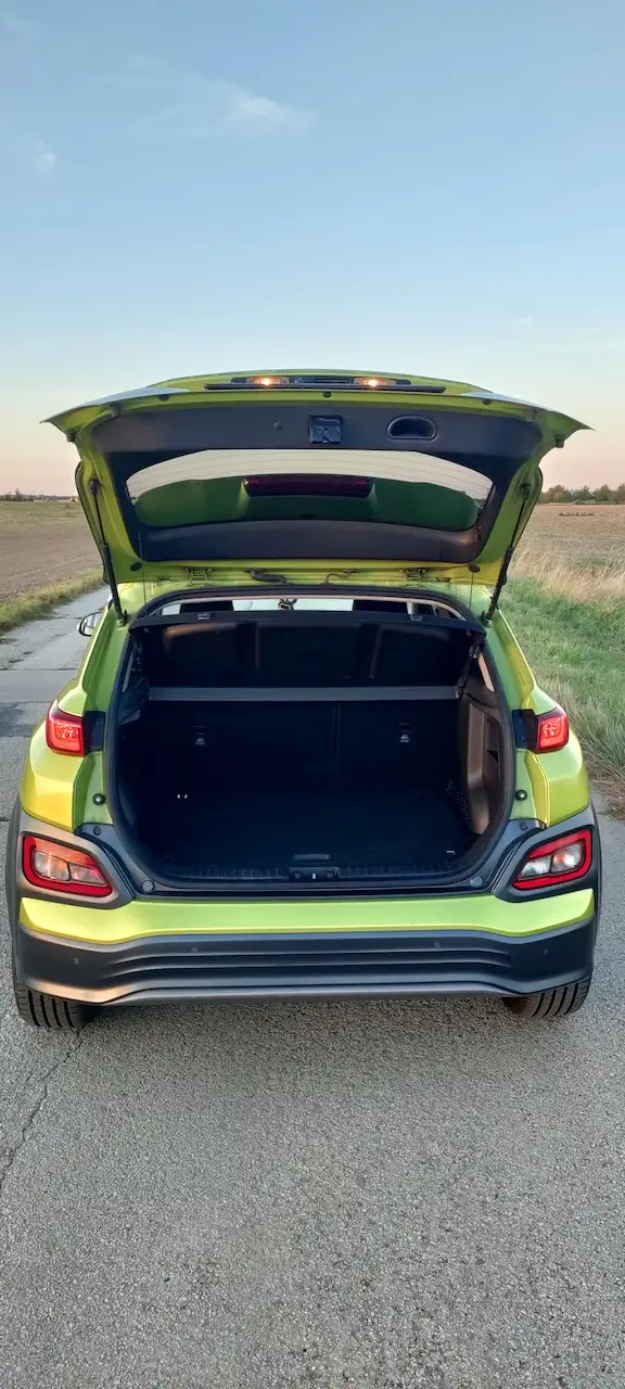 Vehicle image, number 5