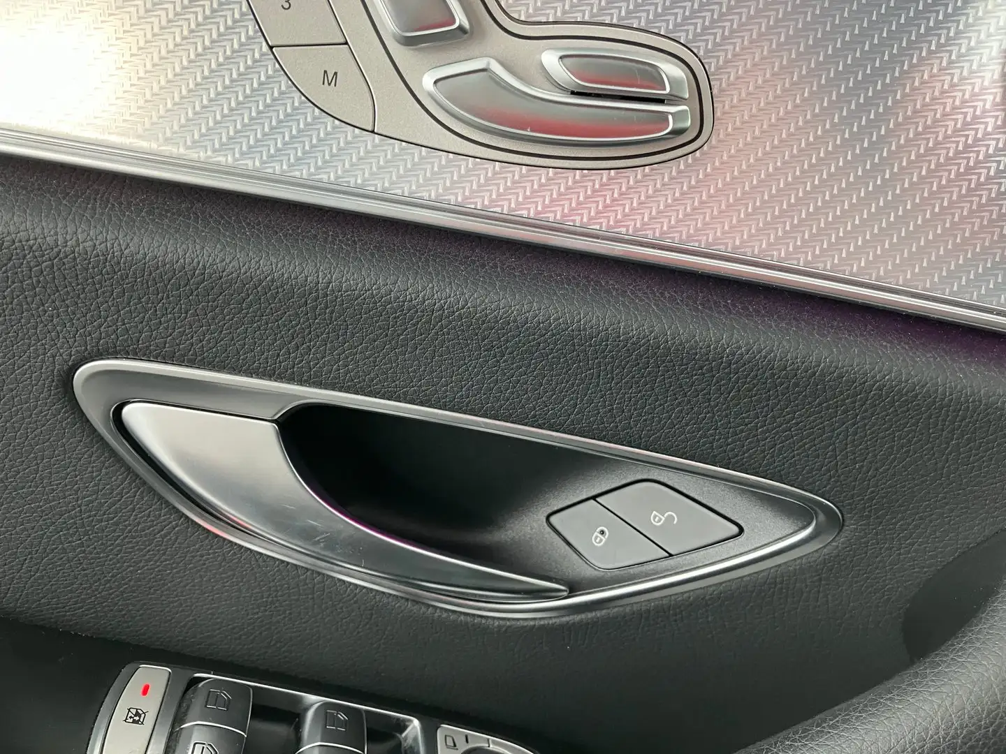 Vehicle image, number 7