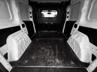 Vehicle image thumbnail, number 11