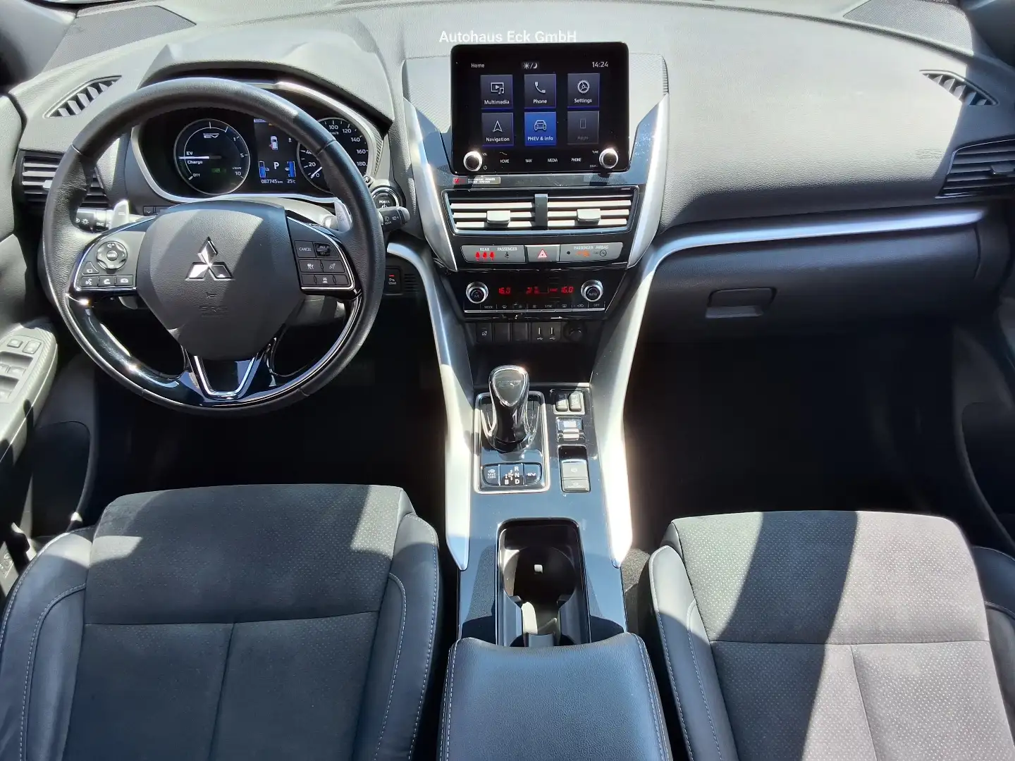 Vehicle image, number 9