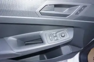 Vehicle image thumbnail, number 18
