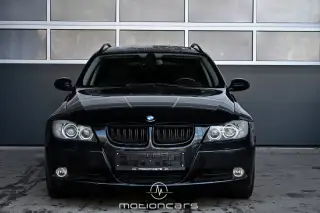 Vehicle image thumbnail, number 3