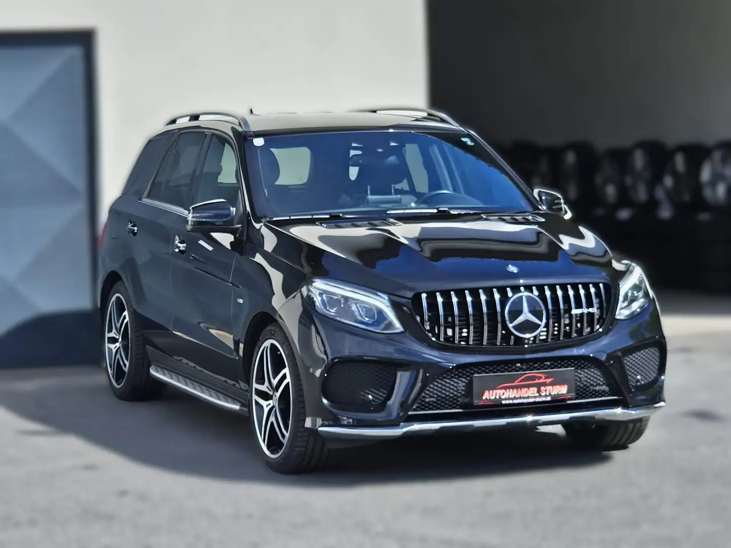 Vehicle image, number 3