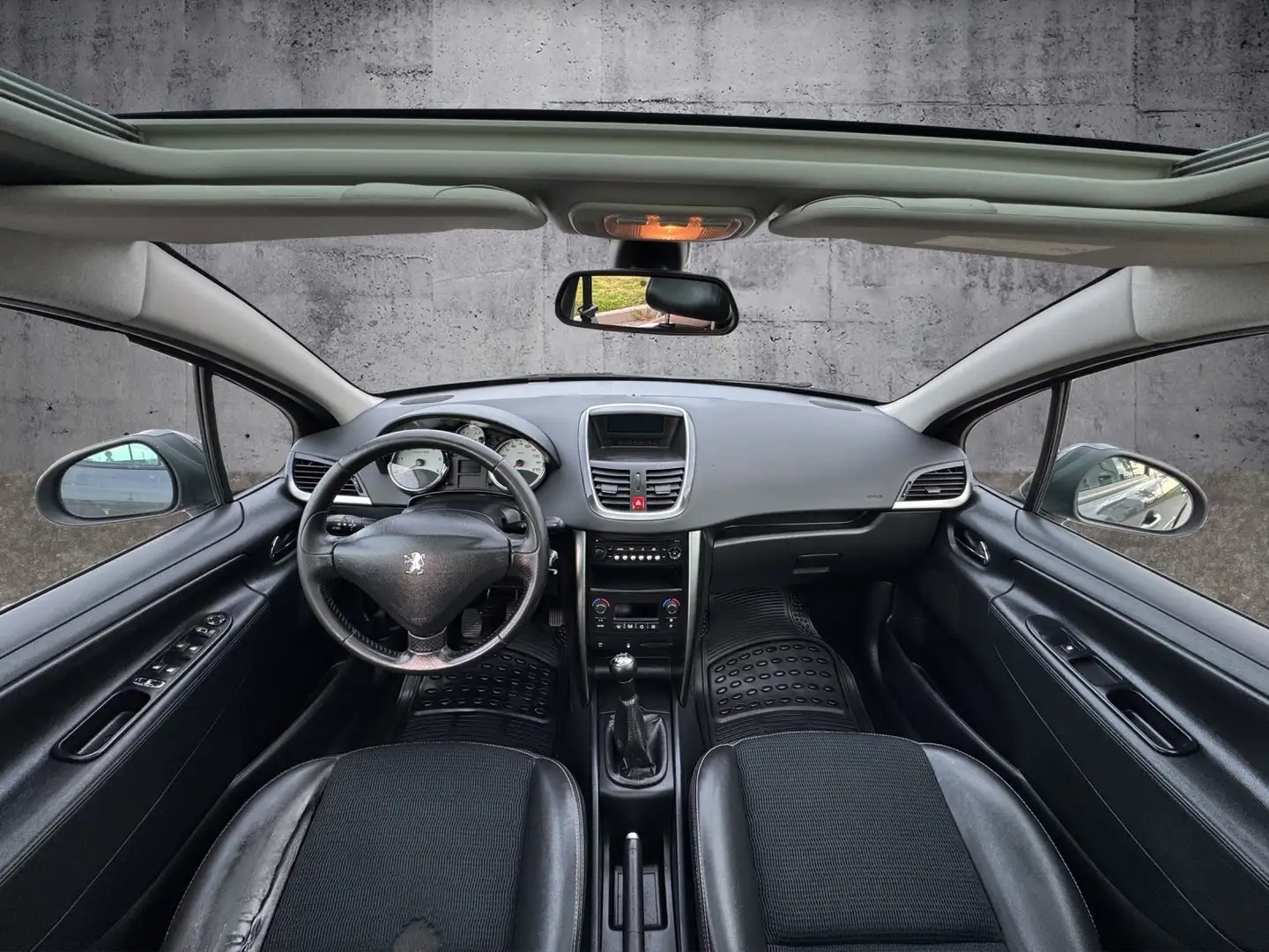 Vehicle image, number 9