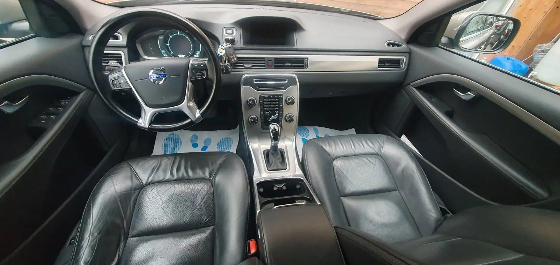 Vehicle image, number 14