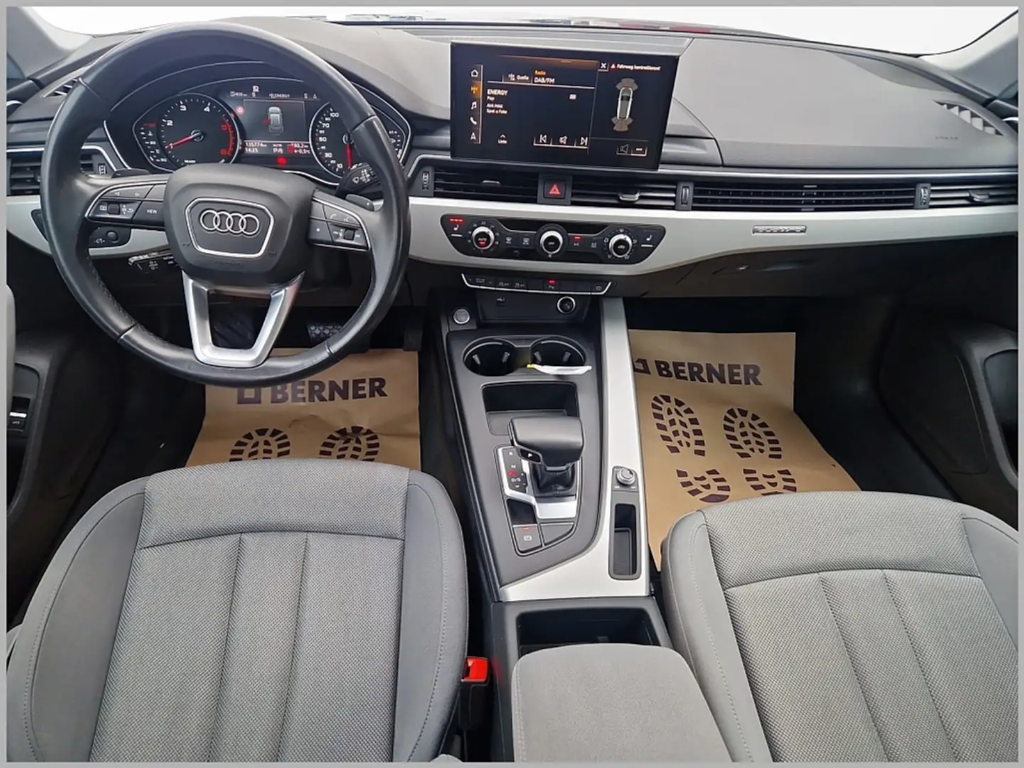 Vehicle image, number 7