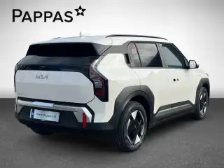 Vehicle image thumbnail, number 5