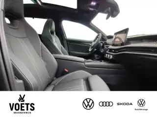 Vehicle image thumbnail, number 6