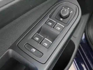 Vehicle image thumbnail, number 18