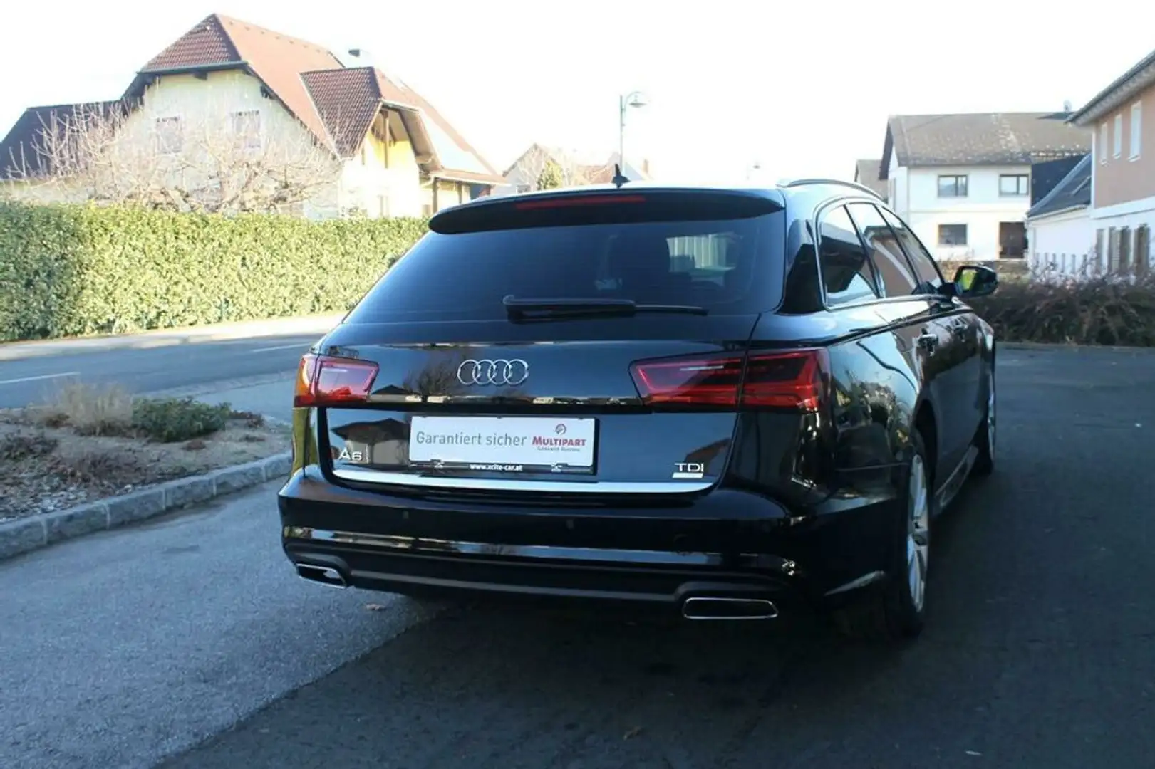 Vehicle image, number 23