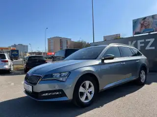 Vehicle image thumbnail, number 7