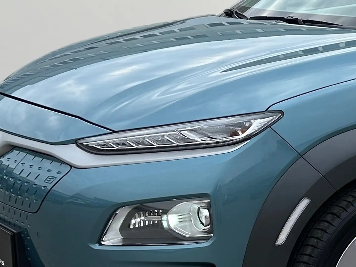 Vehicle image, number 9