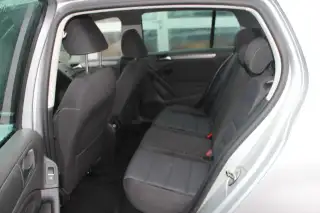 Vehicle image thumbnail, number 8