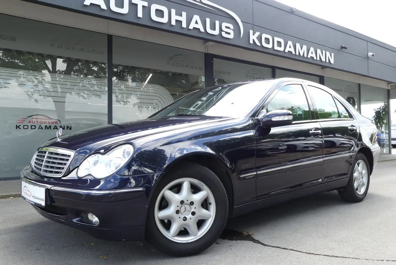 Vehicle image, number 1
