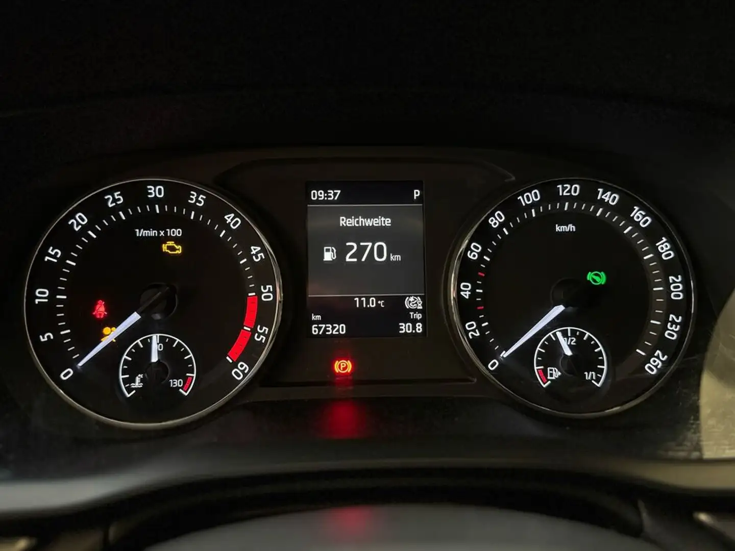 Vehicle image, number 19