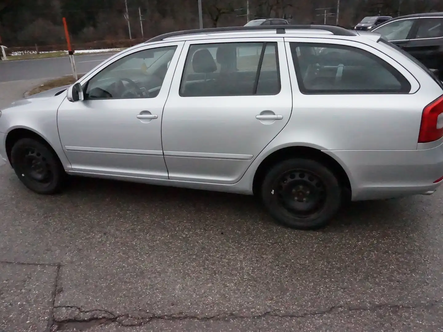 Vehicle image, number 5