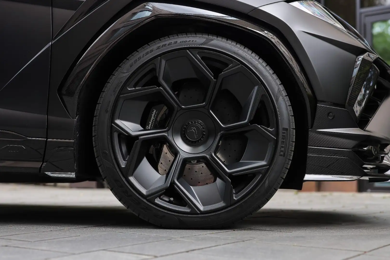 Vehicle image, number 13