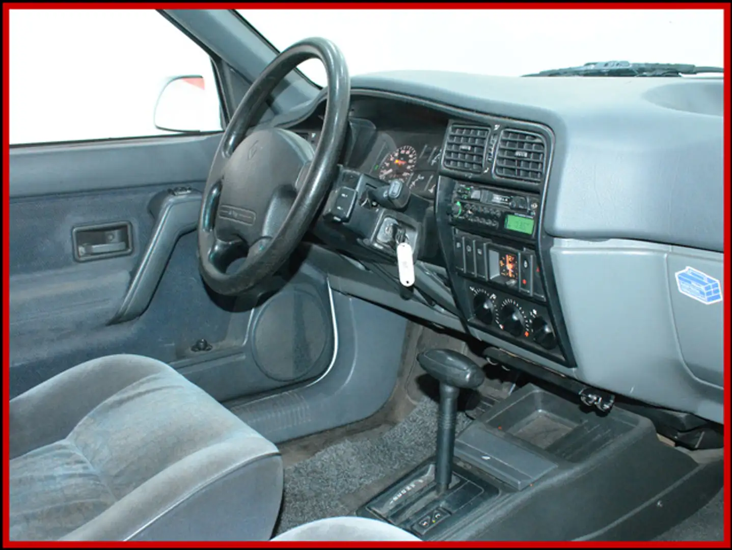 Vehicle image, number 9