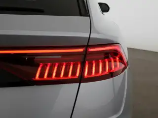 Vehicle image thumbnail, number 8