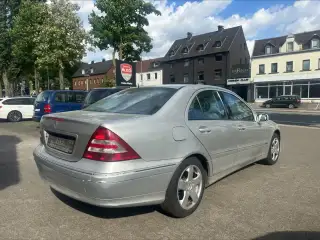 Vehicle image thumbnail, number 5