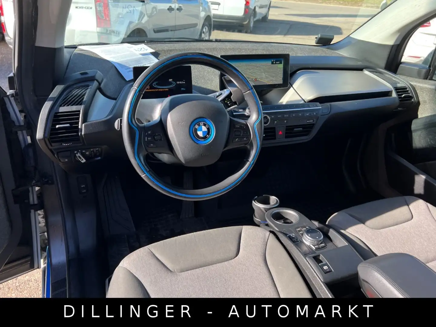 Vehicle image, number 4