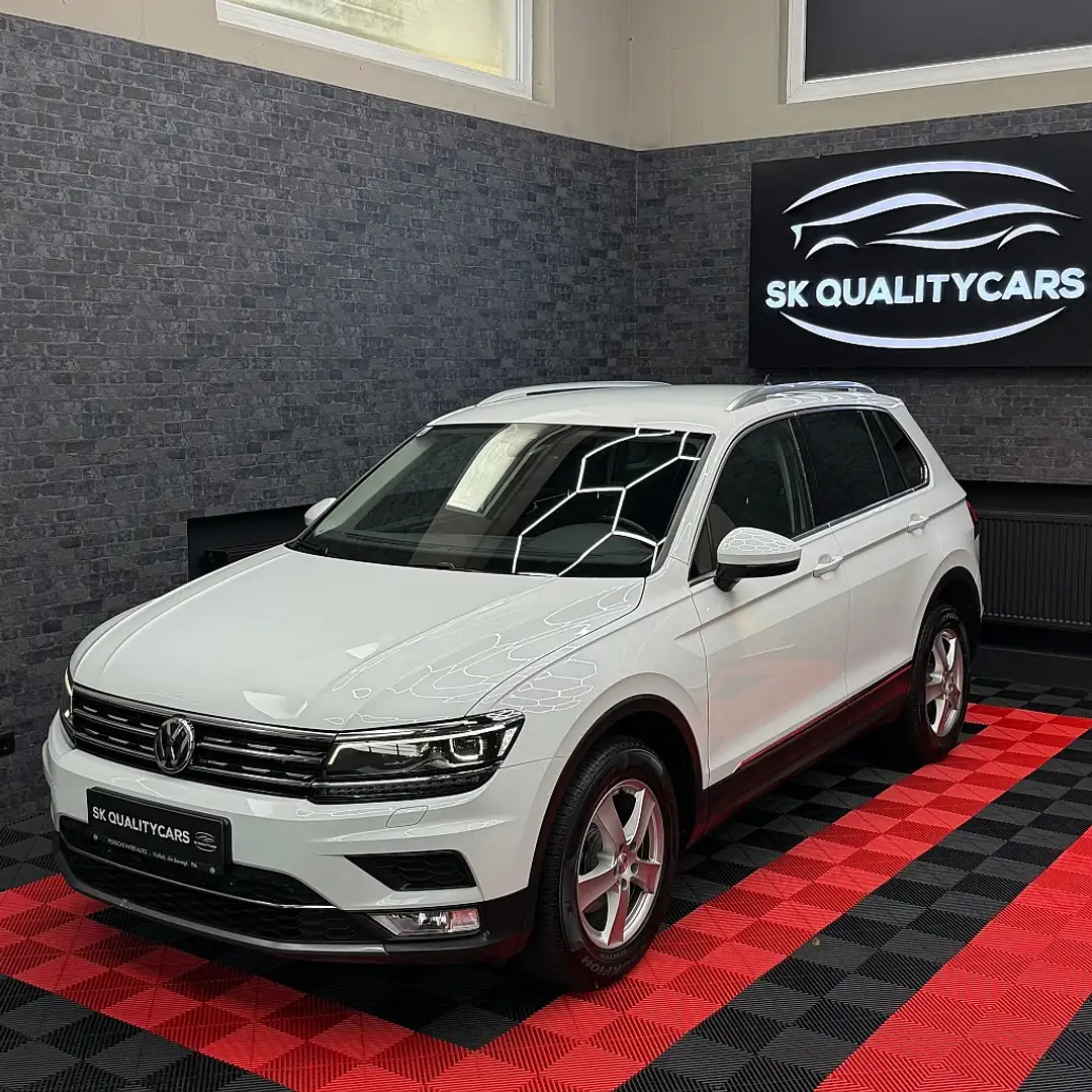 Vehicle image, number 1