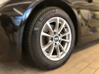 Vehicle image thumbnail, number 3