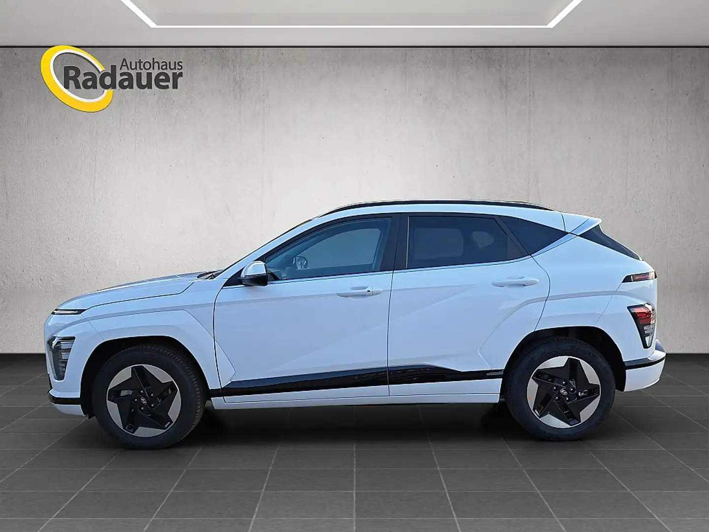 Vehicle image, number 2