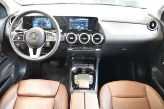 Vehicle image thumbnail, number 3