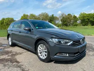 Vehicle image thumbnail, number 9