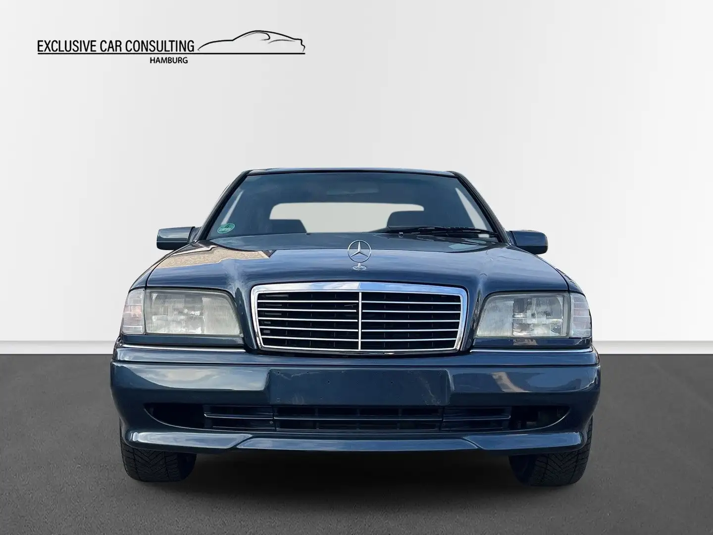 Vehicle image, number 2