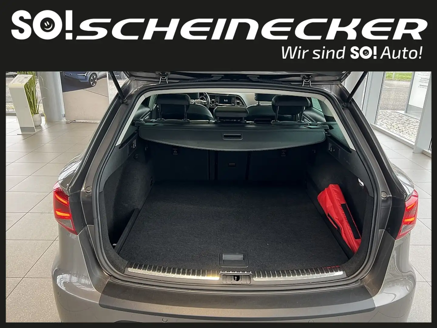 Vehicle image, number 6