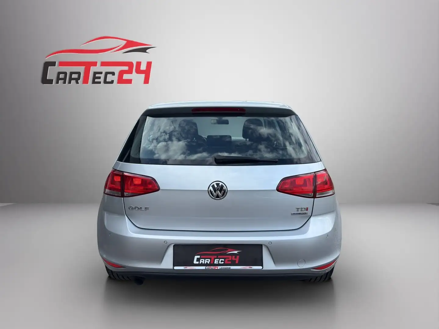 Vehicle image, number 6