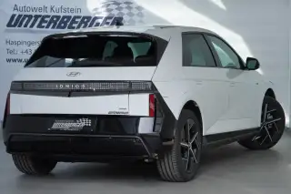Vehicle image thumbnail, number 8