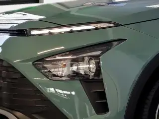 Vehicle image thumbnail, number 3