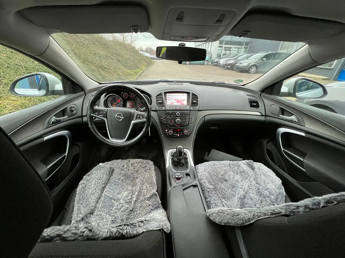 Vehicle image, number 6