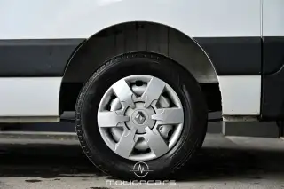 Vehicle image thumbnail, number 8