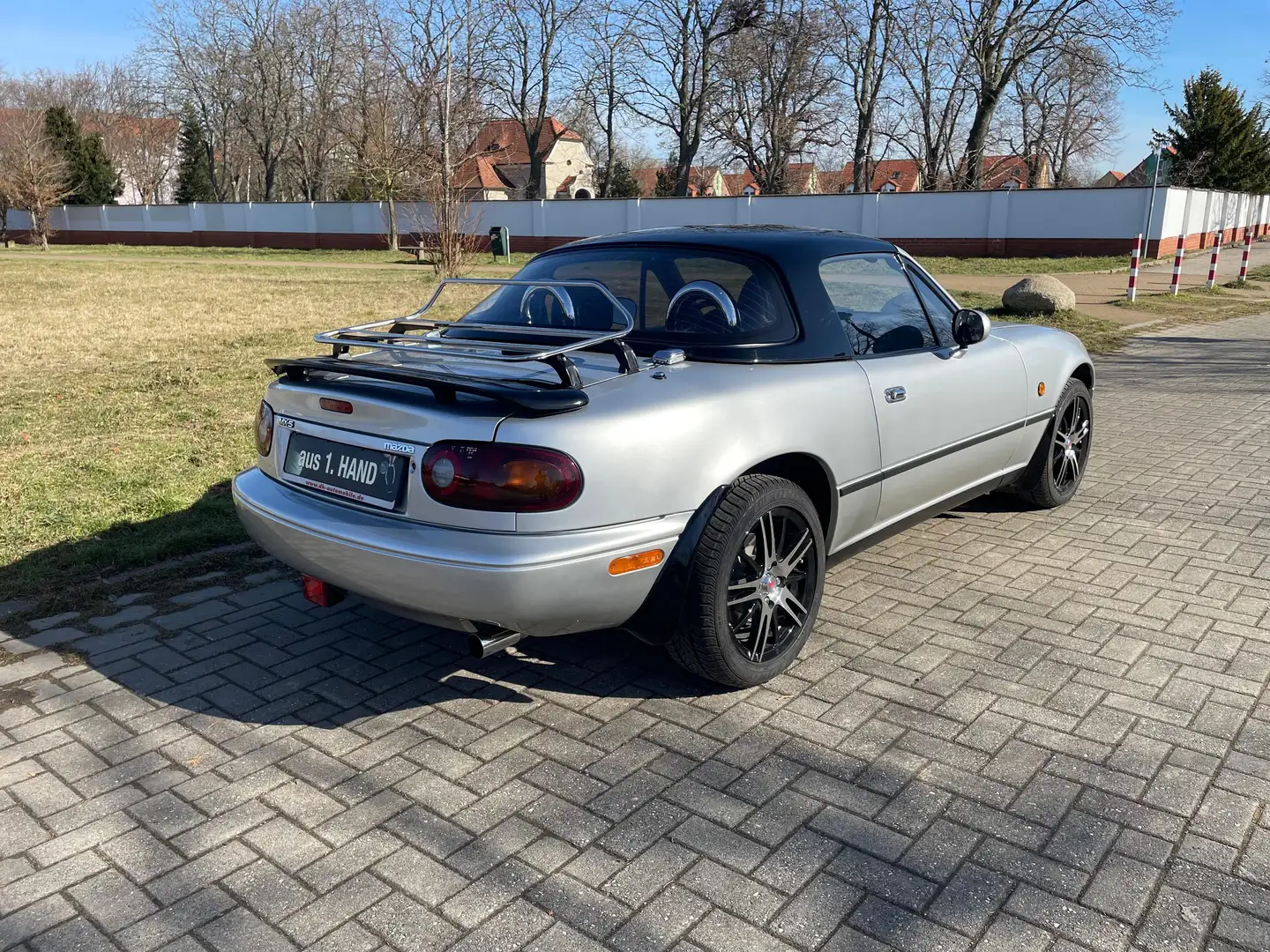 Vehicle image, number 9