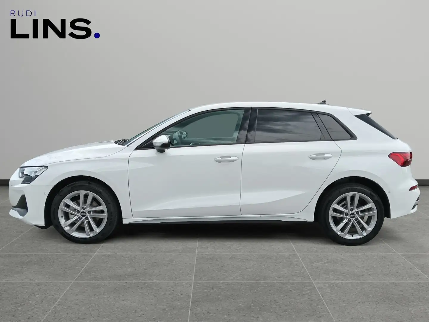 Vehicle image, number 2