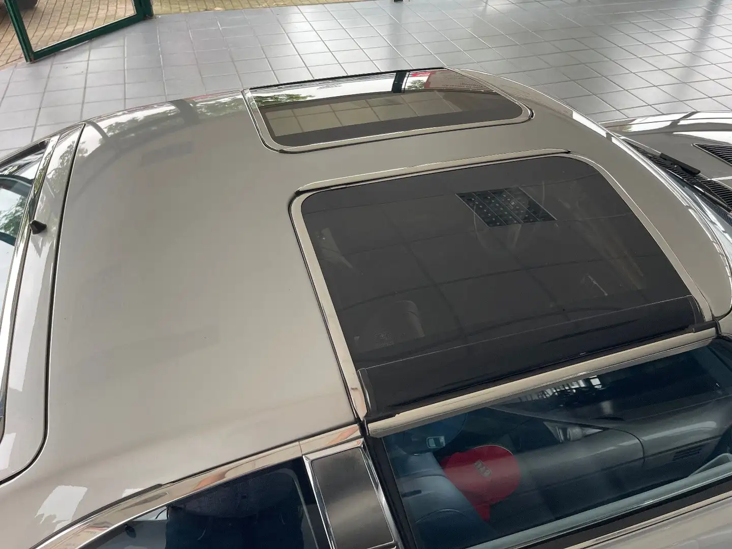 Vehicle image, number 9