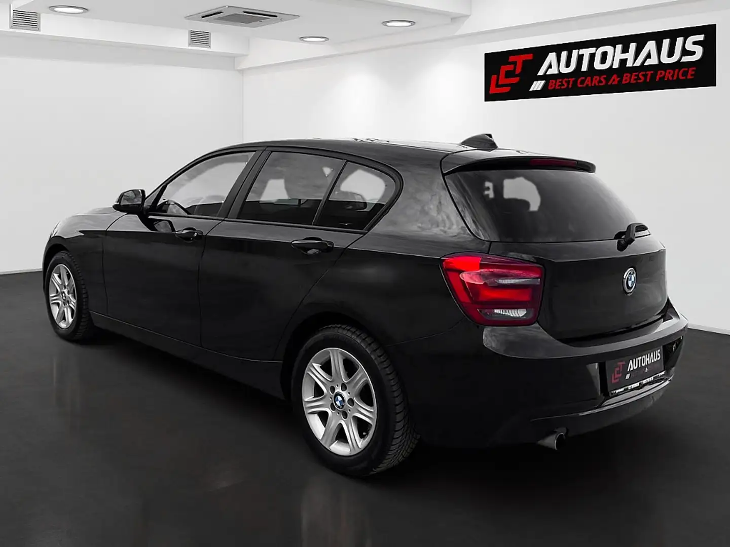 Vehicle image, number 3