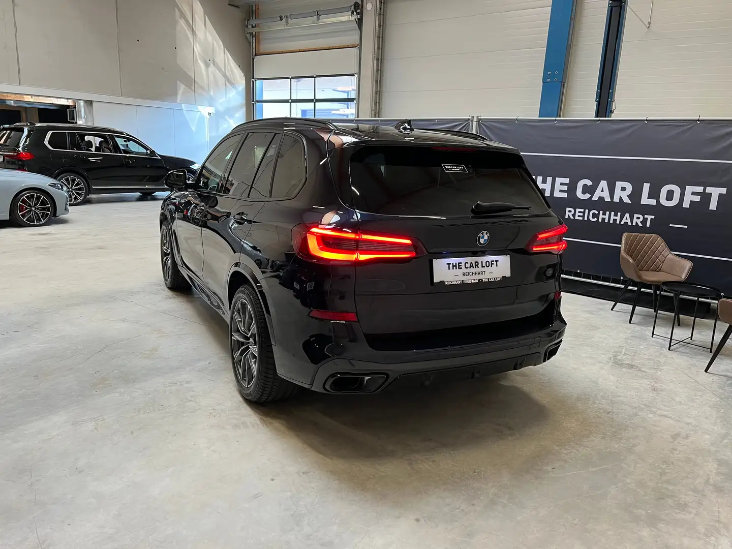 Vehicle image, number 4