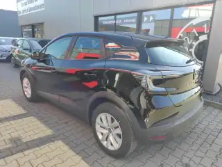 Vehicle image thumbnail, number 6