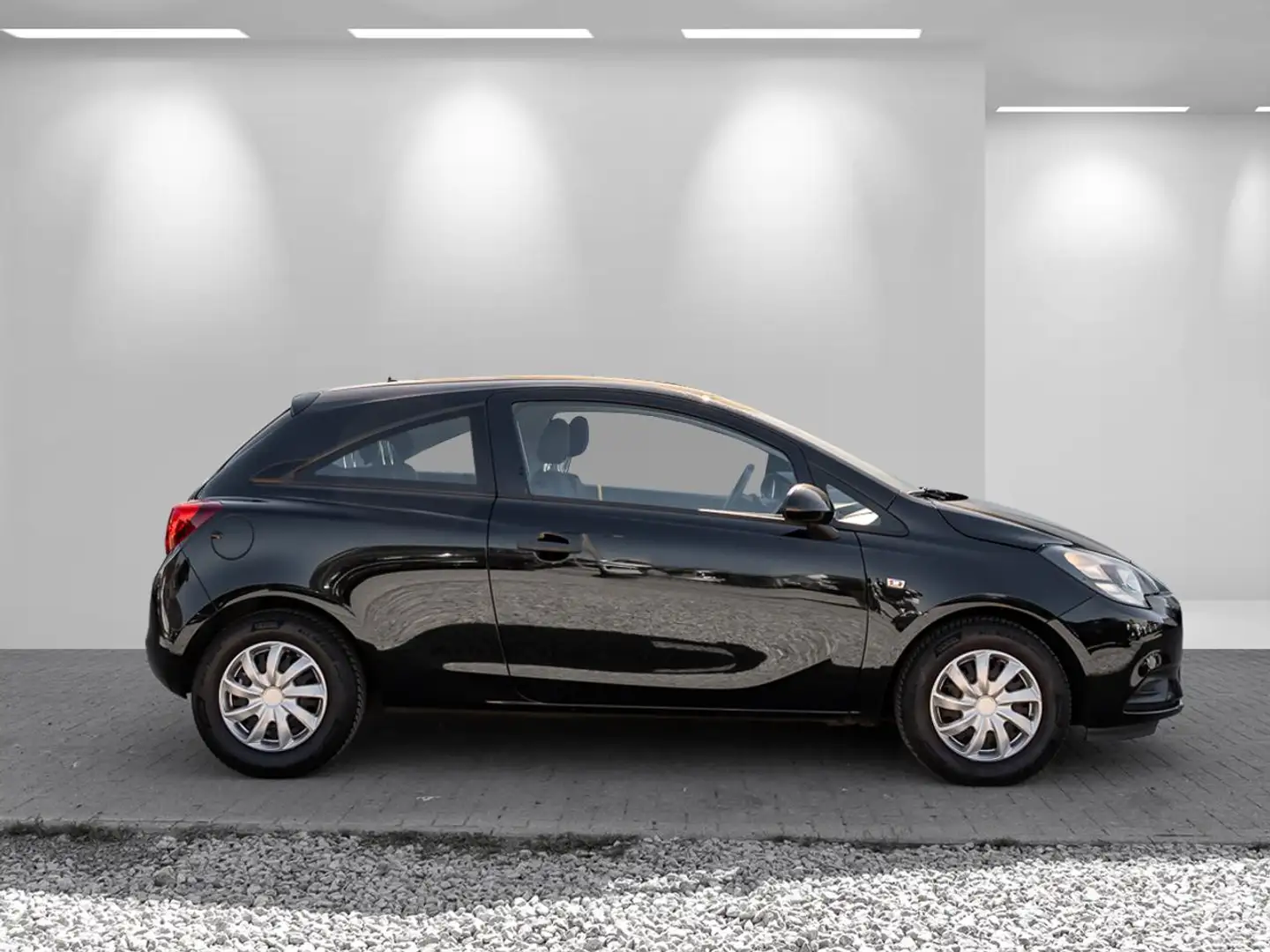 Vehicle image, number 6
