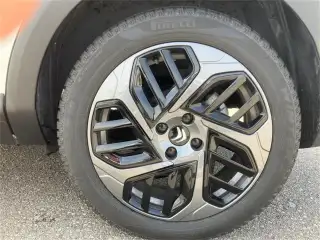 Vehicle image thumbnail, number 8