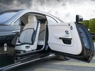 Vehicle image thumbnail, number 9