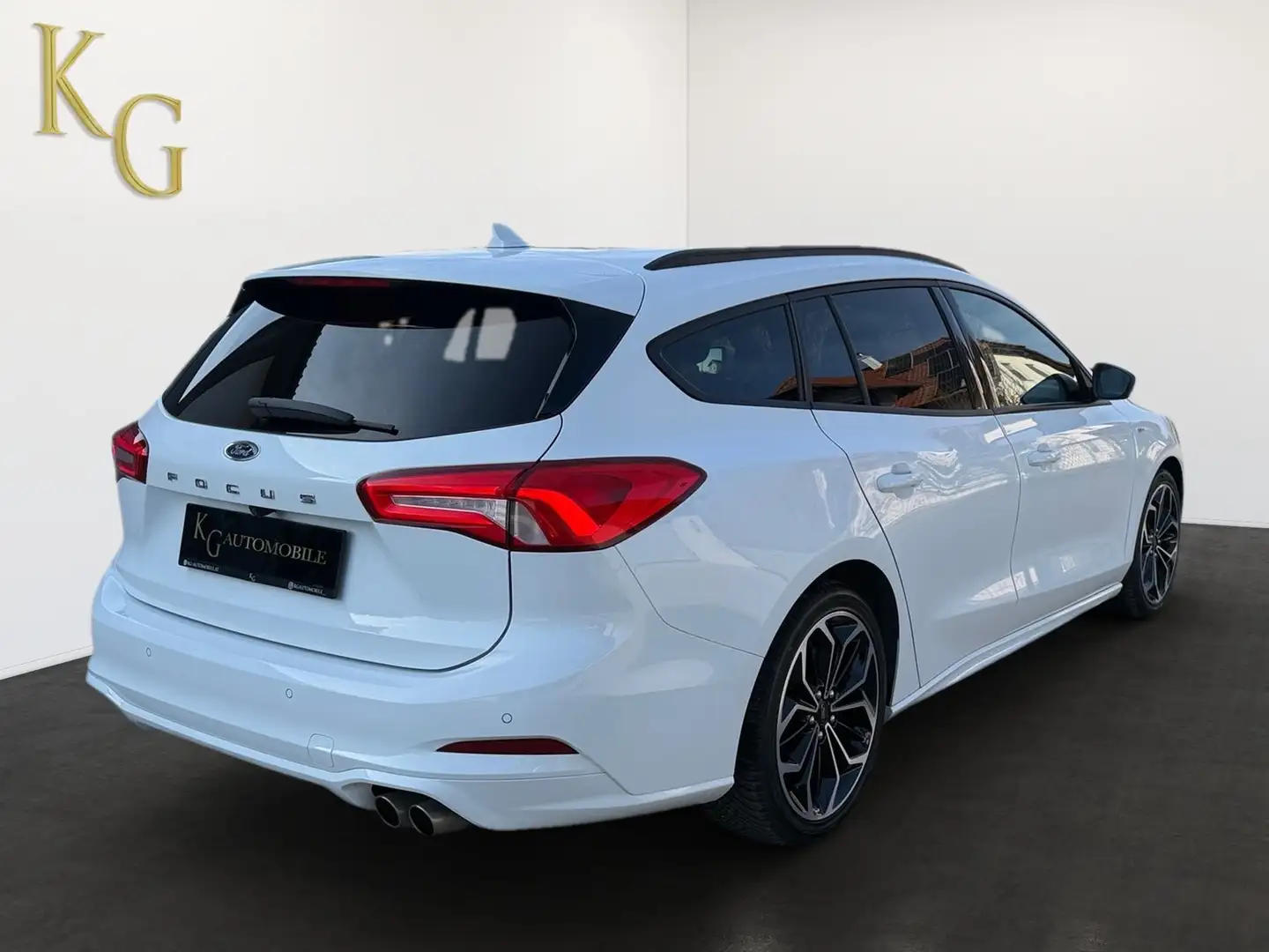 Vehicle image, number 8