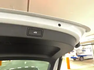 Vehicle image thumbnail, number 18